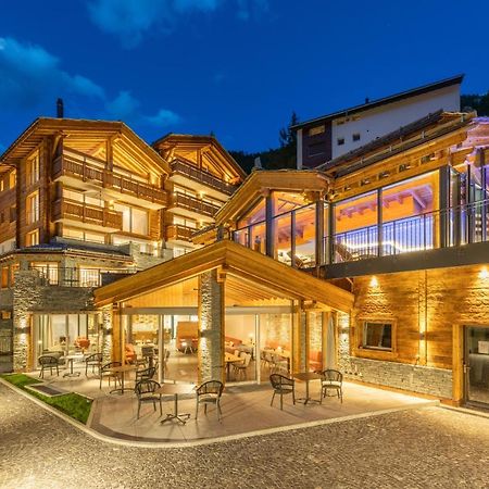Luxury Residence Colosseo Zermatt Exterior photo