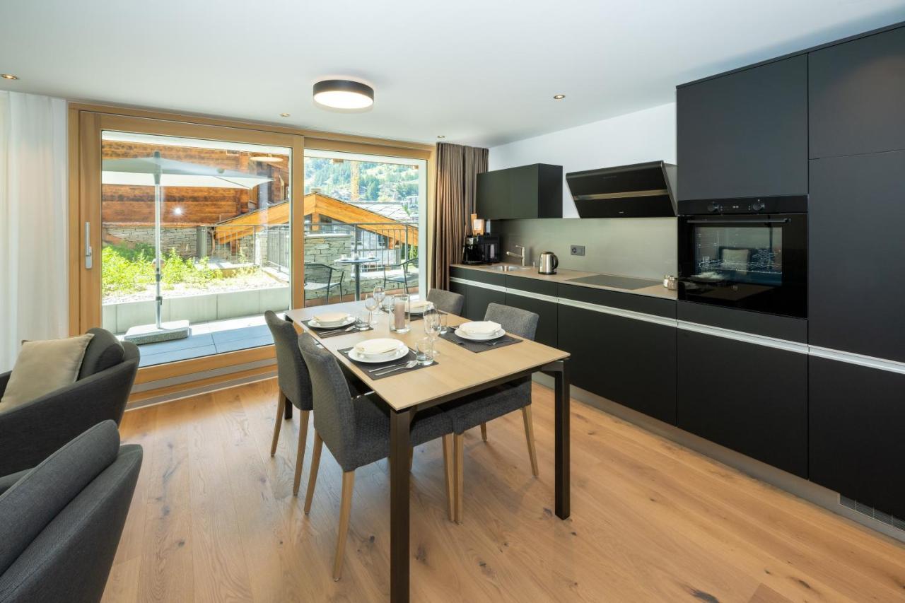 Luxury Residence Colosseo Zermatt Exterior photo