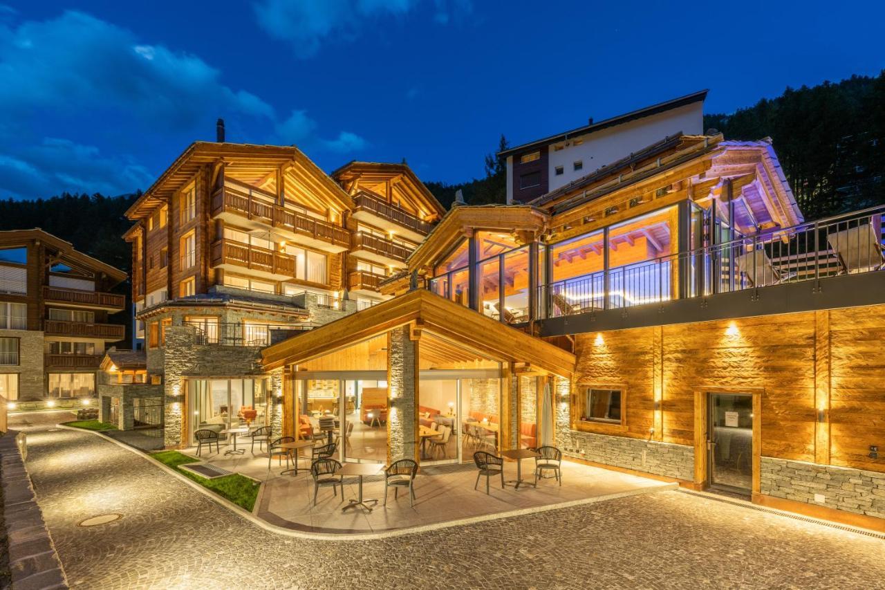 Luxury Residence Colosseo Zermatt Exterior photo
