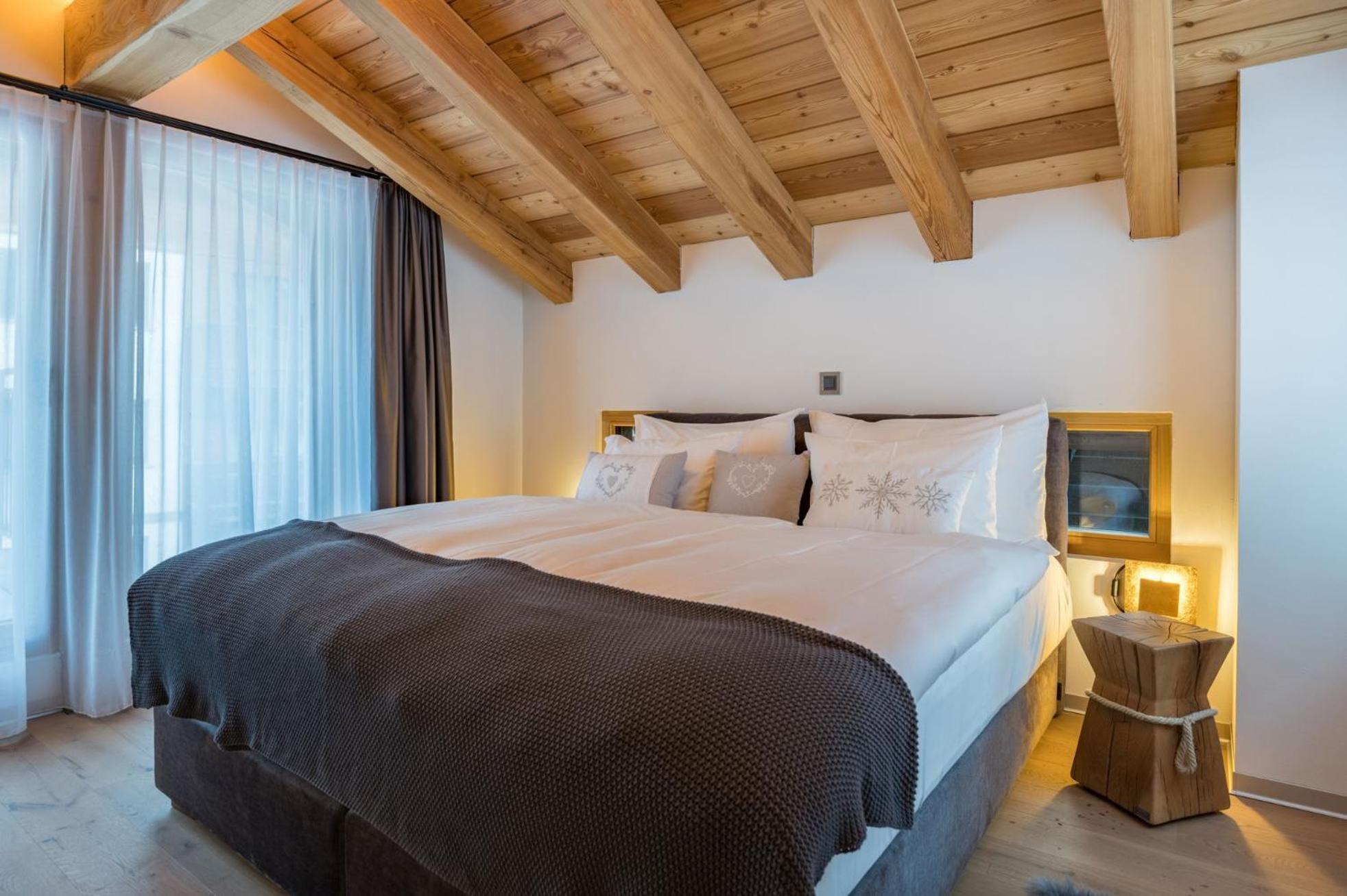 Luxury Residence Colosseo Zermatt Exterior photo