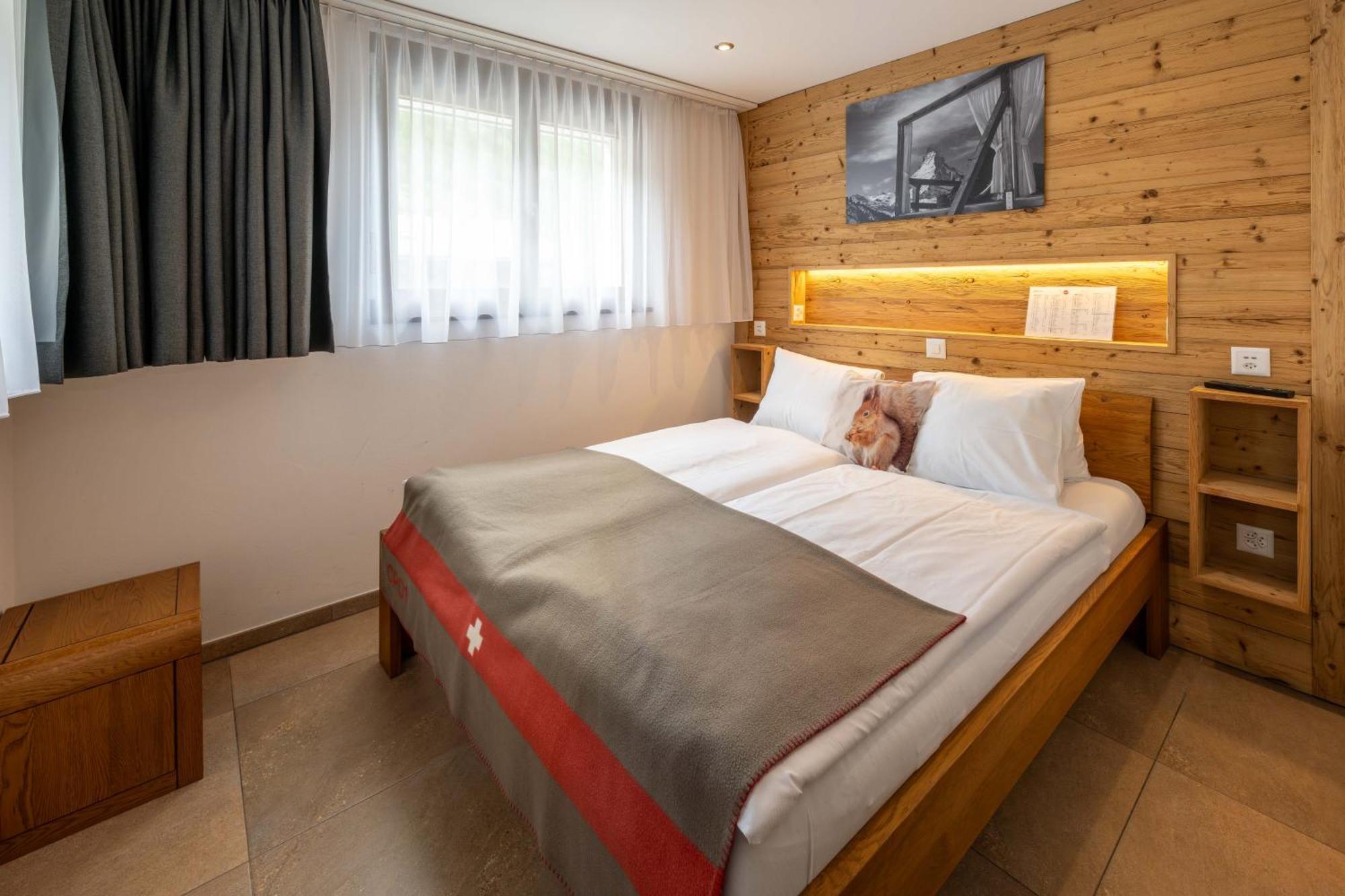 Luxury Residence Colosseo Zermatt Room photo
